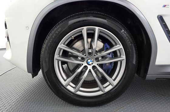 BMW X4 xDrive20i M Sports X Onlile Exclusive Edition — пробег 80 349 км — фото 5 из 5