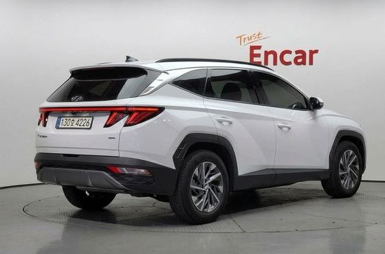 Hyundai Tucson Inspiration 4WD — пробег 36 677 км — фото 2 из 5