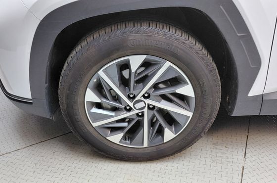 Hyundai Tucson Inspiration 4WD — пробег 36 677 км — фото 5 из 5
