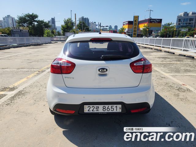 Kia pride из Кореи Encar