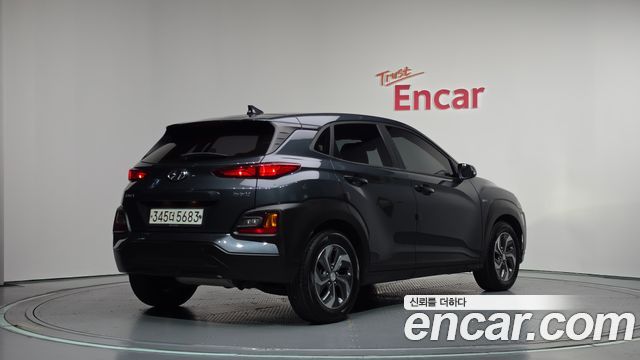 Hyundai Kona из Кореи Encar