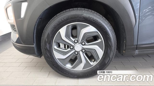 Hyundai Kona из Кореи Encar