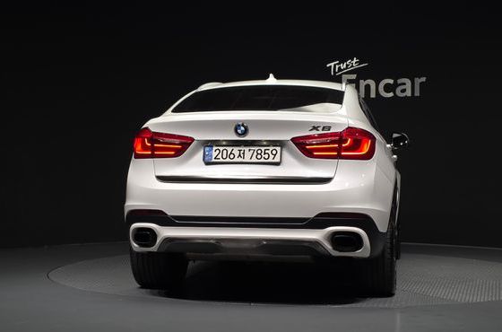 BMW X6 xDrive 40d — пробег 165 338 км — фото 4 из 5