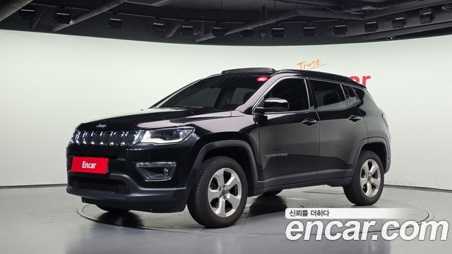 Jeep Compass 2.4 Longitude AWD — пробег 31 764 км — фото 1 из 5