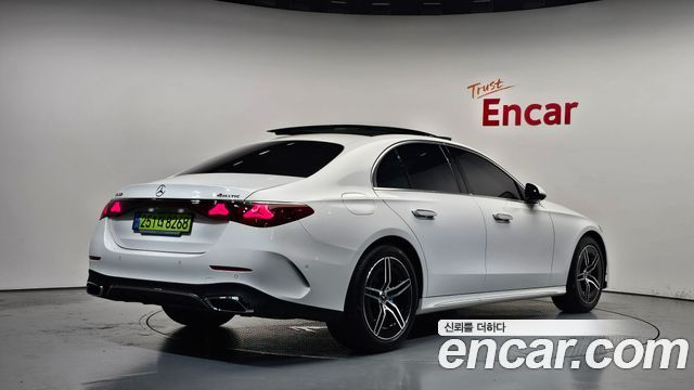 Mercedes-Benz E-Class из Кореи Encar