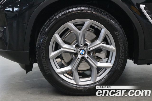 BMW X3 xDrive 20i — пробег 13 555 км — фото 5 из 5