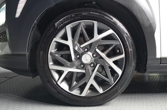 Hyundai Kona Premium Special — пробег 99 554 км — фото 5 из 5