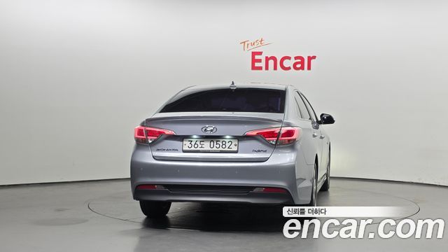 Hyundai Sonata 2.0 HEV Premium — пробег 157 112 км — фото 4 из 5