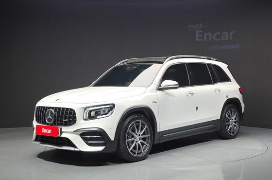 Mercedes-Benz GLB-Class AMG GLB35 4MATIC — пробег 73 484 км — фото 1 из 5