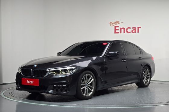 BMW 5-Series 520d M Sport Package Plus — пробег 120 700 км — фото 1 из 5