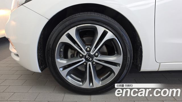 Kia K3 из Кореи Encar