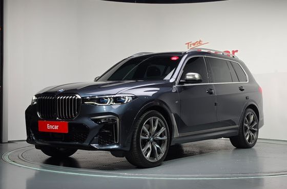 BMW X7 M50d — пробег 63 204 км — фото 1 из 5
