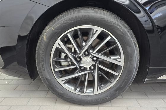 Hyundai Grandeur 2.5 Premium — пробег 84 433 км — фото 5 из 5