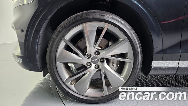 Genesis GV70 из Кореи Encar
