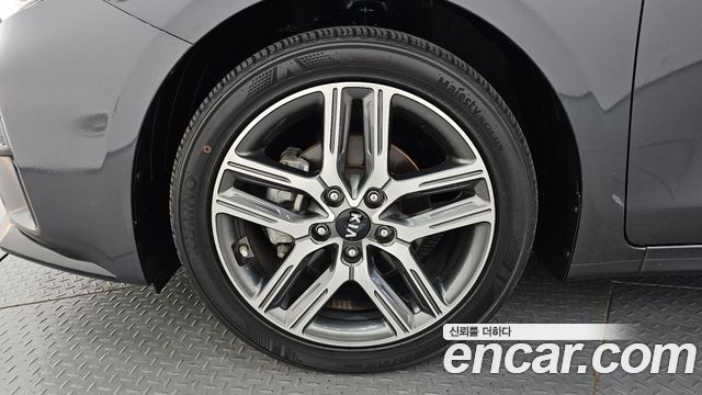 Kia K3 из Кореи Encar
