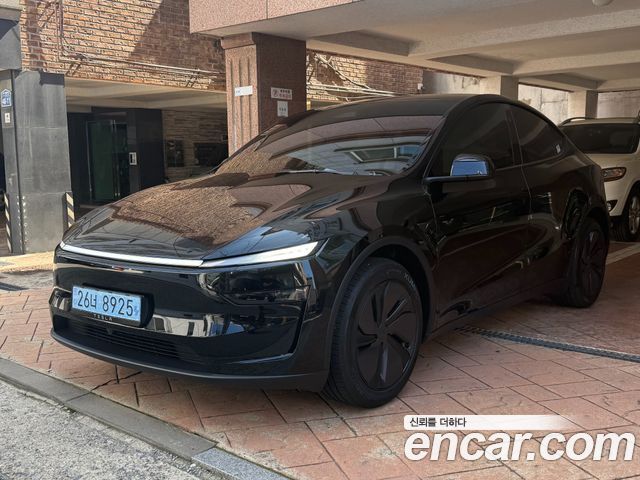 Tesla Model Y Premium RWD — пробег 1 002 км — фото 3 из 5