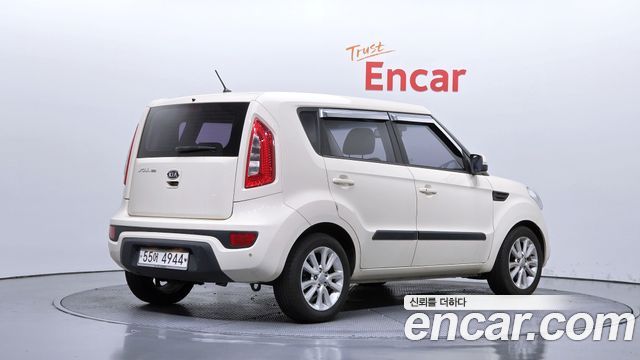 Kia Soul 1.6 GDI Luxury Standard — пробег 64 842 км — фото 2 из 5