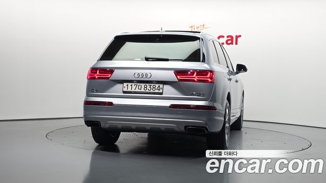 Audi Q7 из Кореи Encar
