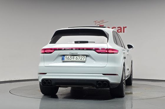 Porsche Cayenne 3.0 PLATINUM EDITION — пробег 55 774 км — фото 4 из 5