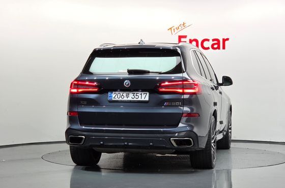 BMW X5 M50i — пробег 47 103 км — фото 4 из 5