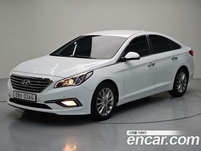 Hyundai Sonata 2.0 Care+ — пробег 179 749 км — фото 1 из 5