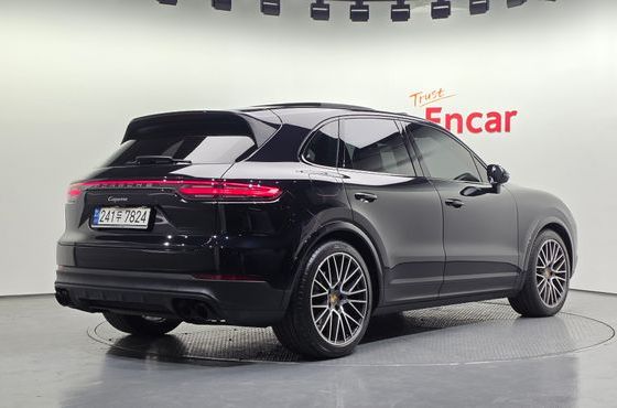 Porsche Cayenne 3.0 — пробег 62 132 км — фото 2 из 5