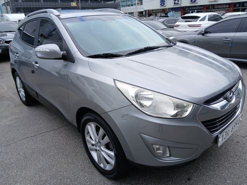 Hyundai Tucson Diesel 2WD LX20 Smart-Pack — пробег 182 000 км — фото 2 из 5