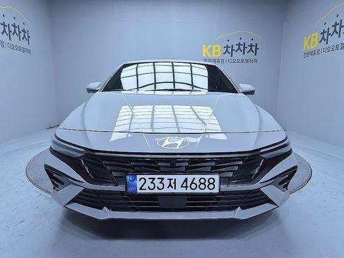 Hyundai AVANTE 1.6 Inspiration — пробег 22 793 км — фото 1 из 5