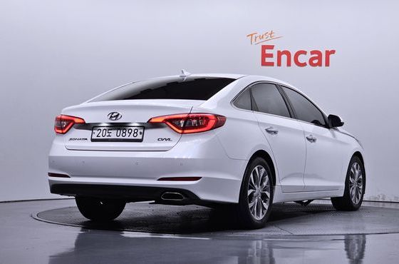 Hyundai Sonata 2.0 Premium — пробег 140 366 км — фото 2 из 5