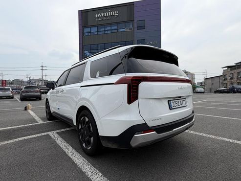 Kia Carnival Diesel 9-Seater Prestige — пробег 19 000 км — фото 4 из 5