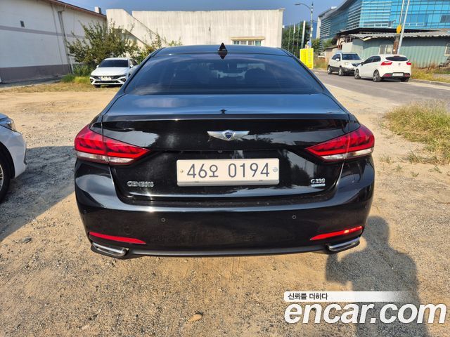 Hyundai Genesis G330 Premium AWD — пробег 258 350 км — фото 4 из 5