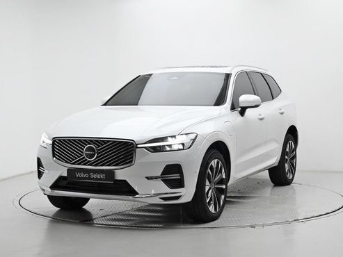 Volvo XC60 T8 Ultra Bright — пробег 6 085 км — фото 1 из 5