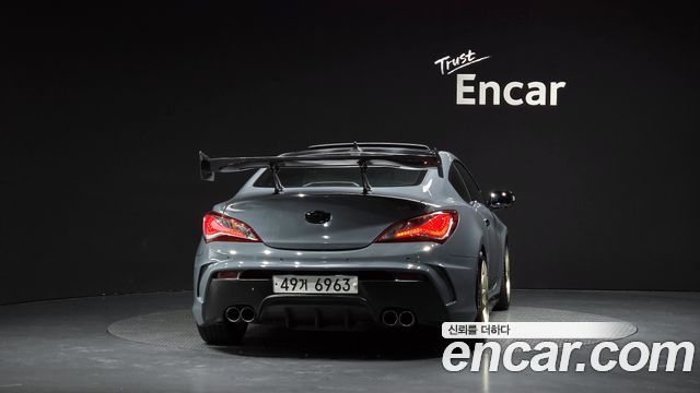 Hyundai Genesis из Кореи Encar