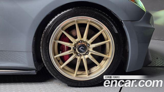 Hyundai Genesis из Кореи Encar