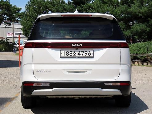 Kia Carnival Diesel 9-Seater Prestige — пробег 122 370 км — фото 4 из 5