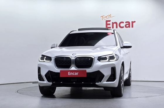 BMW iX3 M Sports — пробег 28 756 км — фото 3 из 5