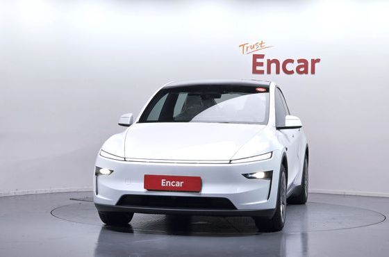 Tesla Model Y L Long Range AWD — пробег 14 км — фото 3 из 5