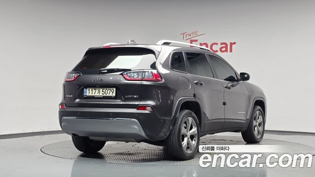 Jeep Cherokee 2.4 Limited AWD — пробег 46 406 км — фото 2 из 5