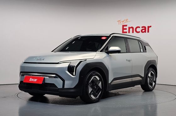 Kia EV3 Long Range 2WD Earth — пробег 15 736 км — фото 1 из 5