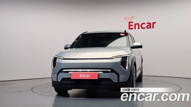Kia EV3 Long Range 2WD Earth — пробег 15 736 км — фото 3 из 5