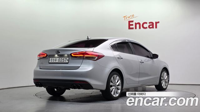 Kia K3 из Кореи Encar