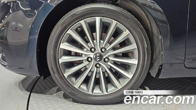 Kia K7 из Кореи Encar