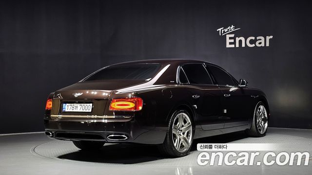 Bentley Flying Spur из Кореи Encar