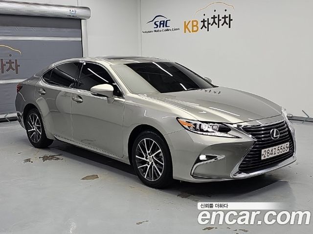 Lexus ES Supreme XV60 — пробег 49 168 км — фото 4 из 5