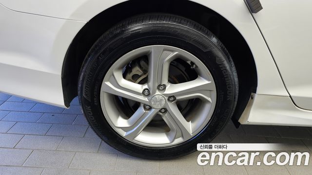 Hyundai Sonata LPI Premium — пробег 77 165 км — фото 5 из 5