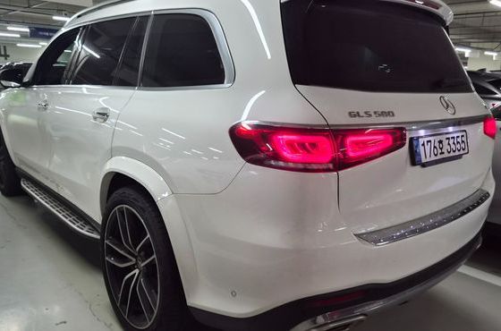 Mercedes-Benz GLS-Class GLS580 4MATIC — пробег 101 024 км — фото 3 из 5
