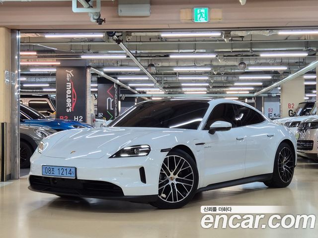 Porsche Taycan Base 4 — пробег 5 133 км — фото 2 из 5