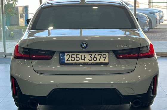 BMW 3-Series 330e M Sport — пробег 46 232 км — фото 4 из 5