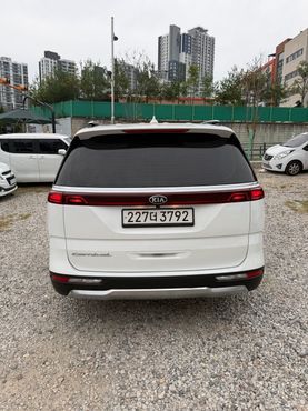 Kia Carnival Diesel 9-Seater Signature — пробег 157 855 км — фото 2 из 5