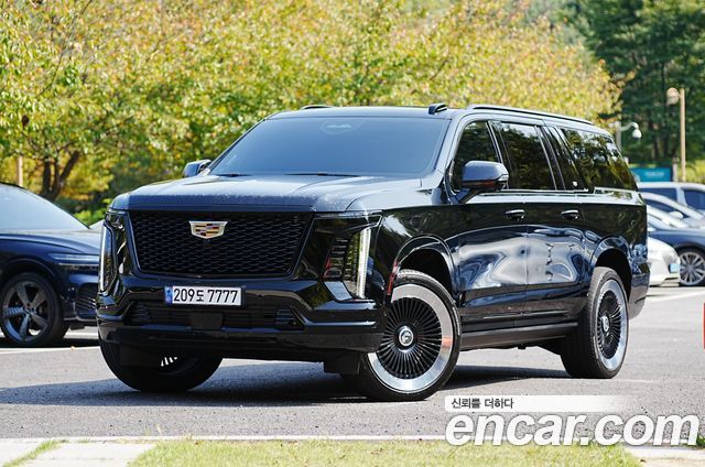 Cadillac Escalade 6.2 ESV ESV Sports Platinum — пробег 38 500 км — фото 1 из 5